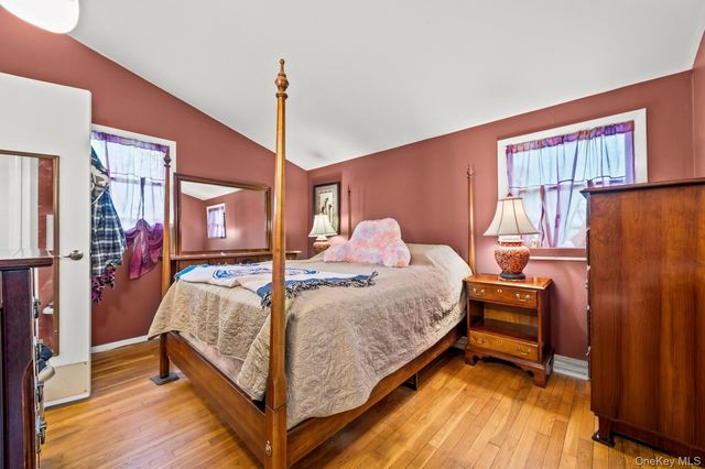 35 W 13th Street, Deer Park, NY 11729