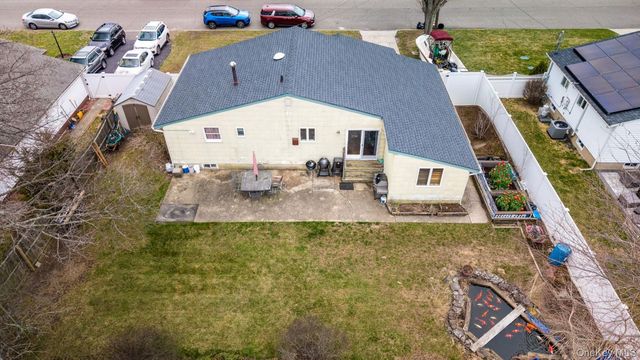 35 W 13th Street, Deer Park, NY 11729