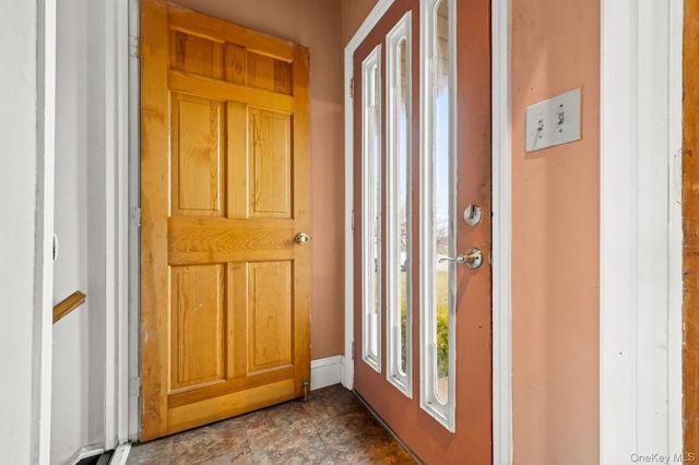 35 W 13th Street, Deer Park, NY 11729