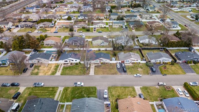 35 W 13th Street, Deer Park, NY 11729