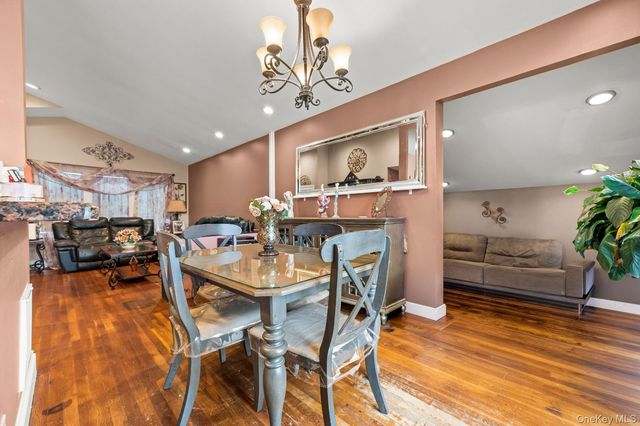 35 W 13th Street, Deer Park, NY 11729