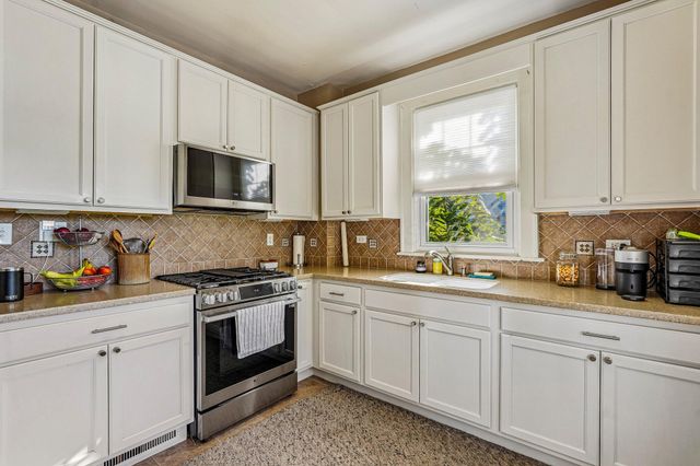 91 Oakland Park Avenue, Columbus, OH 43214