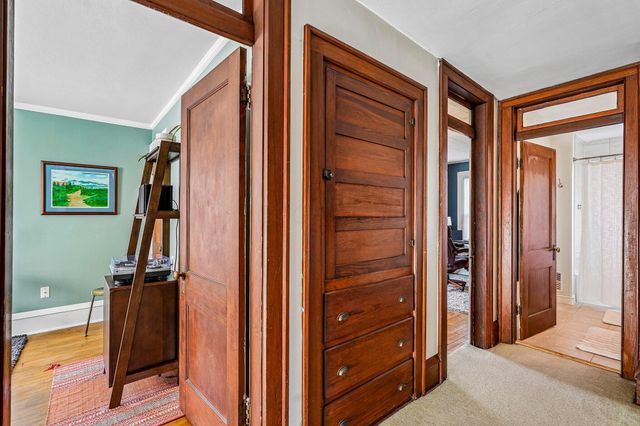 91 Oakland Park Avenue, Columbus, OH 43214