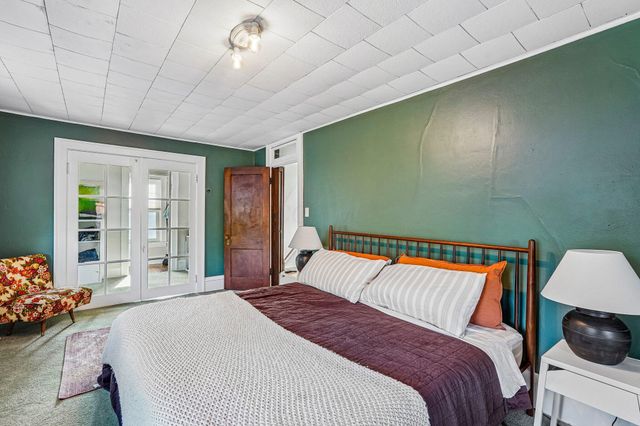91 Oakland Park Avenue, Columbus, OH 43214