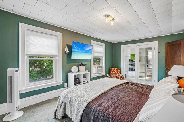 91 Oakland Park Avenue, Columbus, OH 43214