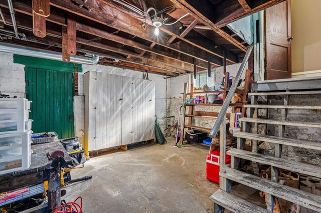 91 Oakland Park Avenue, Columbus, OH 43214