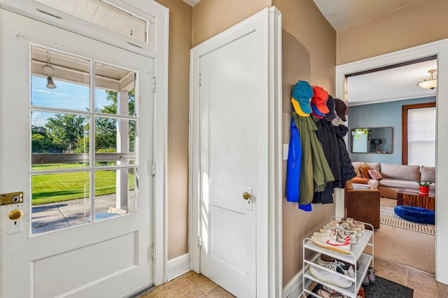 91 Oakland Park Avenue, Columbus, OH 43214