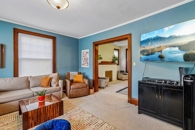91 Oakland Park Avenue, Columbus, OH 43214