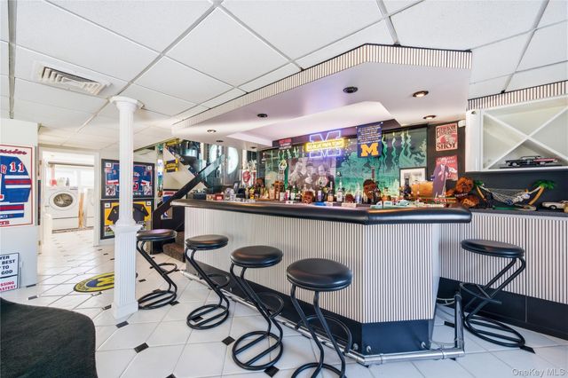 14 Club Drive, Massapequa, NY 11758