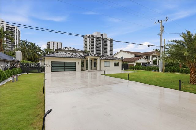 415 Holiday Dr, Hallandale Beach, FL 33009