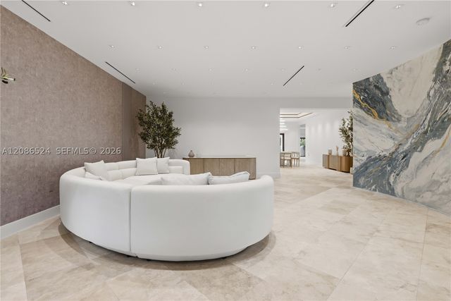 415 Holiday Dr, Hallandale Beach, FL 33009