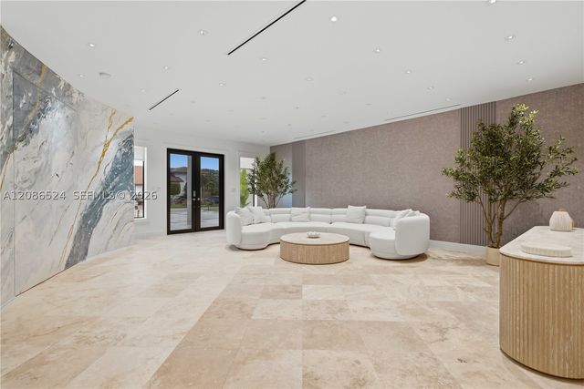 415 Holiday Dr, Hallandale Beach, FL 33009