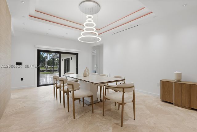 415 Holiday Dr, Hallandale Beach, FL 33009