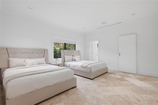 415 Holiday Dr, Hallandale Beach, FL 33009