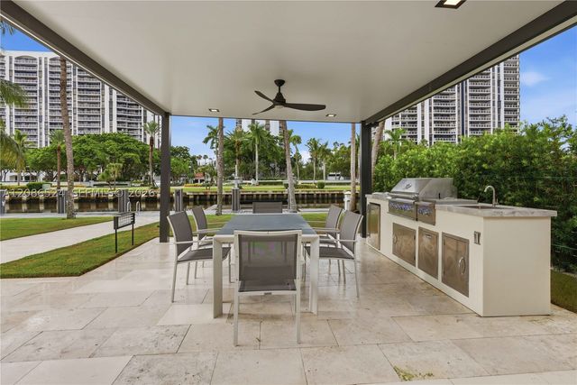 415 Holiday Dr, Hallandale Beach, FL 33009
