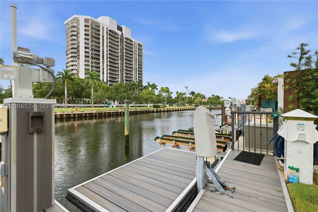 415 Holiday Dr, Hallandale Beach, FL 33009