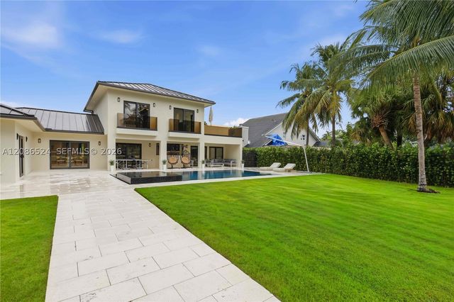 415 Holiday Dr, Hallandale Beach, FL 33009