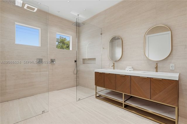 415 Holiday Dr, Hallandale Beach, FL 33009