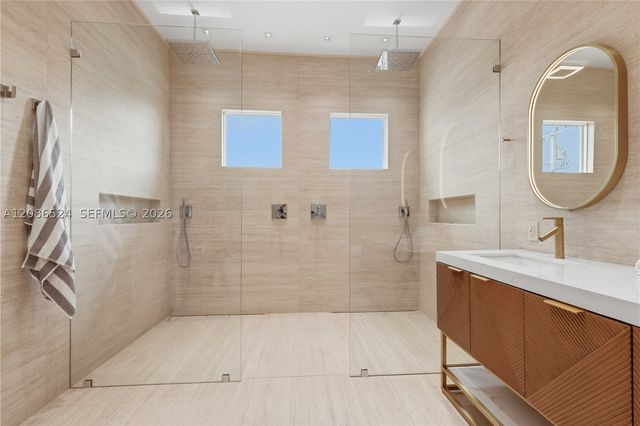 415 Holiday Dr, Hallandale Beach, FL 33009