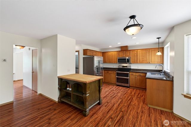 21415 116th Street E, Bonney Lake, WA 98391