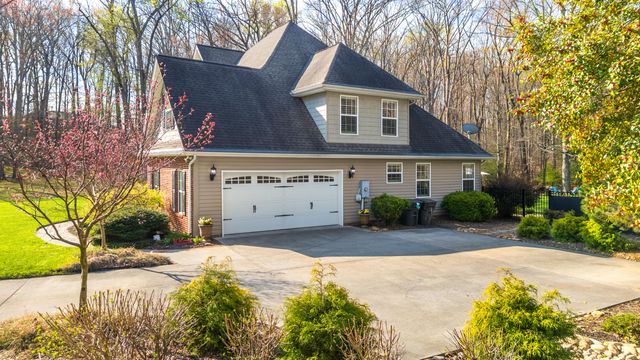 251 County Road 1121, Athens, TN 37303