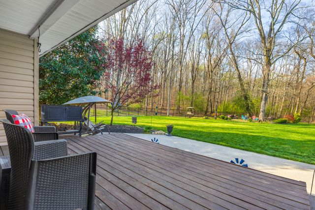 251 County Road 1121, Athens, TN 37303