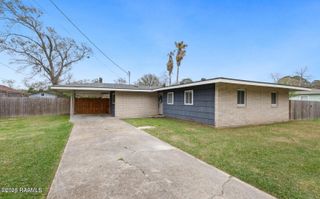 165 Antigua Drive, Lafayette, LA 70503