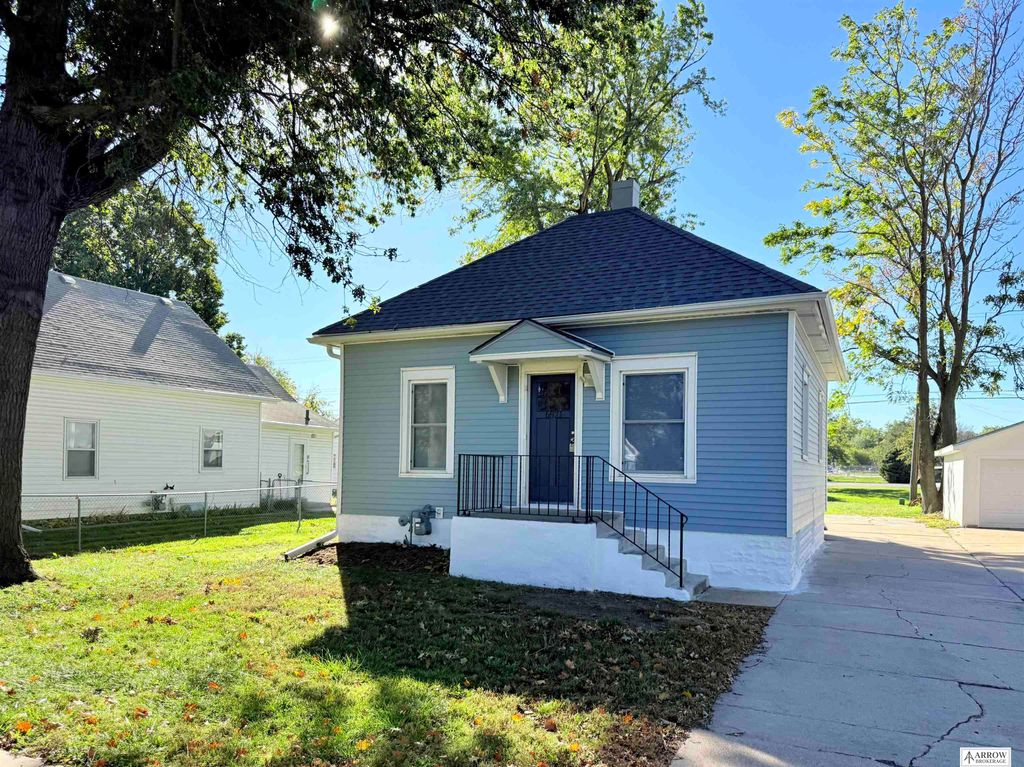 6521 Logan Avenue, Lincoln, NE 68507