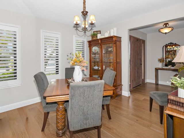 1749 Carignane Way, Escalon, CA 95320