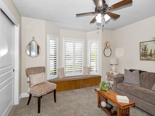 1749 Carignane Way, Escalon, CA 95320