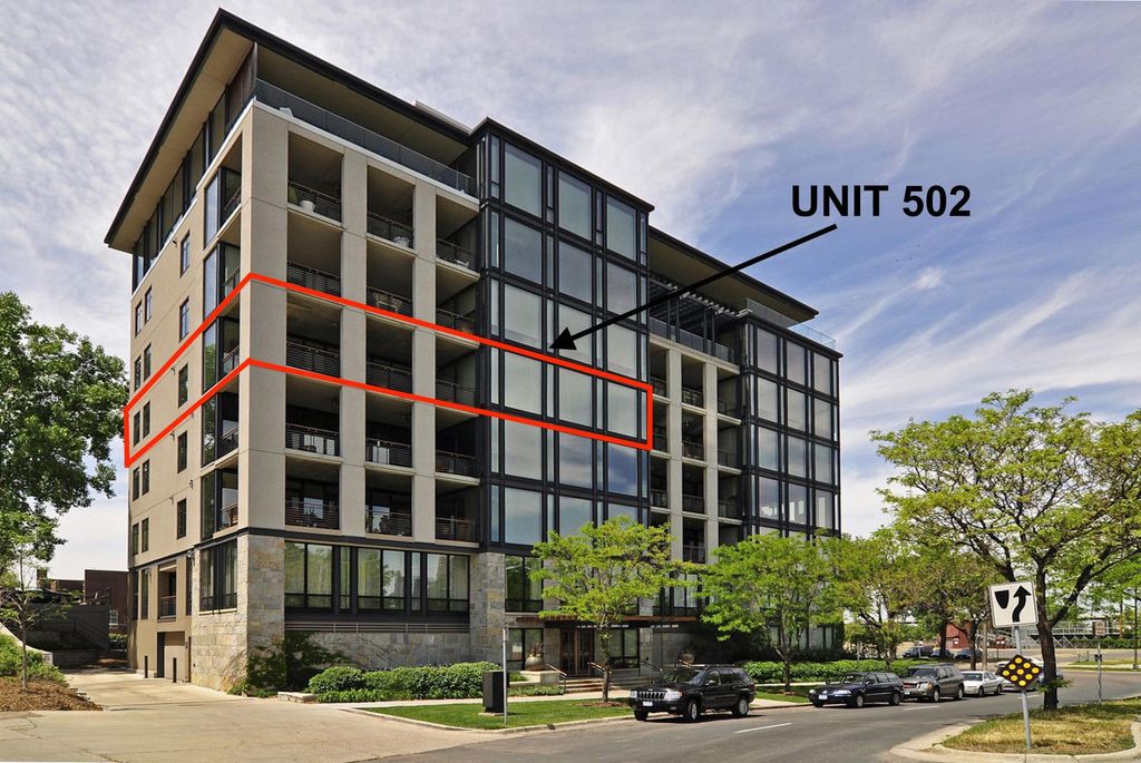 301 Kenwood Parkway 502, Minneapolis, MN 55403 — photo 2