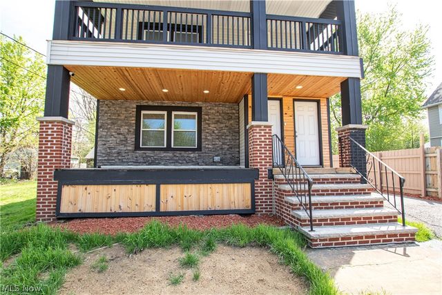 2983 E 59th Street, Cleveland, OH 44127