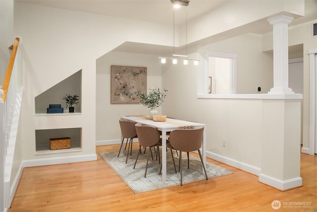 10007 NE 37th Court, Kirkland, WA 98033