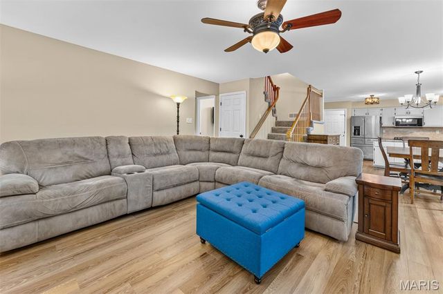 1085 Treeshade Drive, St Peters, MO 63376