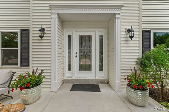 1085 Treeshade Drive, St Peters, MO 63376
