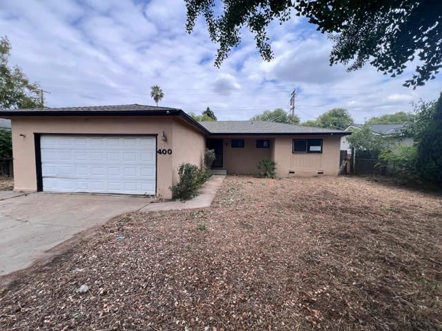 400 Longfellow Ave, Modesto, CA 95351