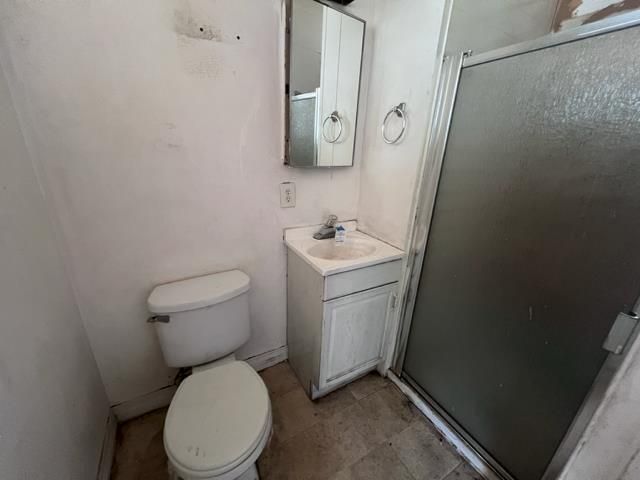 400 Longfellow Ave, Modesto, CA 95351