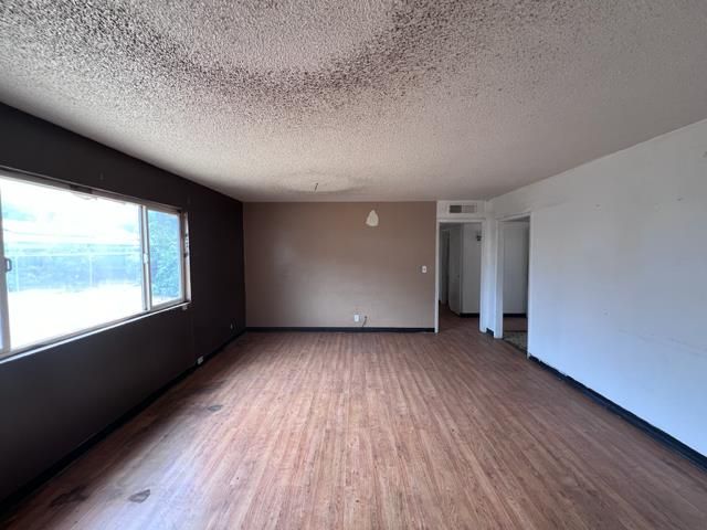 400 Longfellow Ave, Modesto, CA 95351