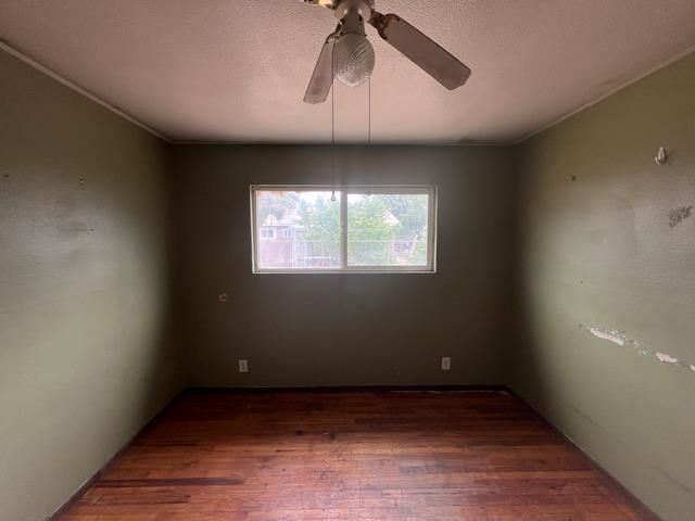 400 Longfellow Ave, Modesto, CA 95351