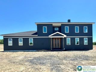 Hamlet. Circle, Polk Twp, PA 18058