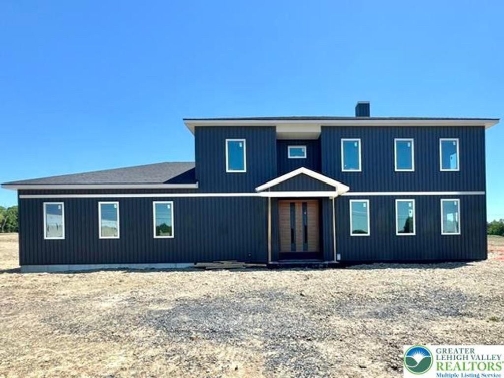 Hamlet. Circle, Polk Twp, PA 18058