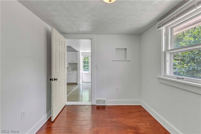 7426 Youngstown Pittsburgh Road, Poland, OH 44514