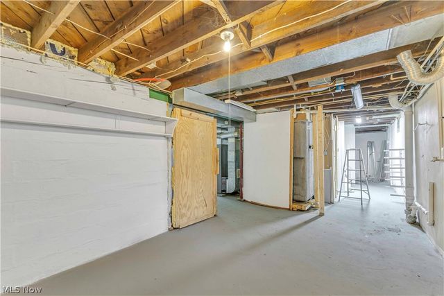 7426 Youngstown Pittsburgh Road, Poland, OH 44514