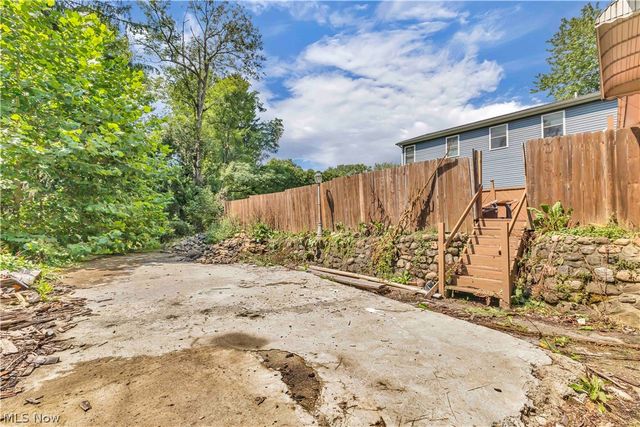 7426 Youngstown Pittsburgh Road, Poland, OH 44514