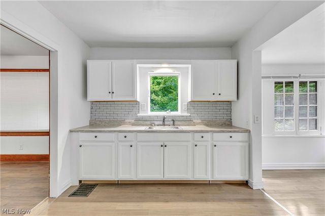 7426 Youngstown Pittsburgh Road, Poland, OH 44514