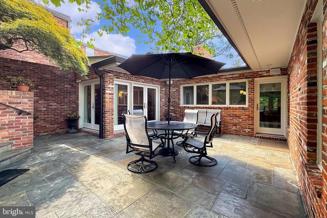 1753 ARMY NAVY DR, Arlington, VA 22202