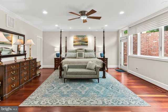 1753 ARMY NAVY DR, Arlington, VA 22202