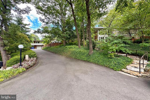 1753 ARMY NAVY DR, Arlington, VA 22202