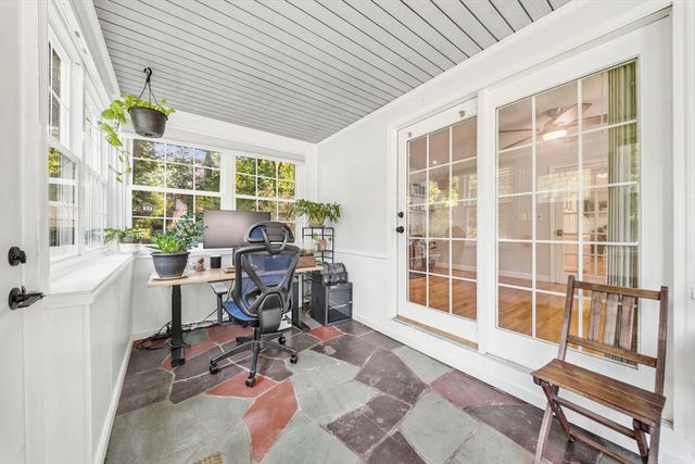 15 High Plain St, Sharon, MA 02067