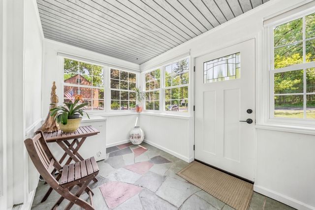 15 High Plain St, Sharon, MA 02067